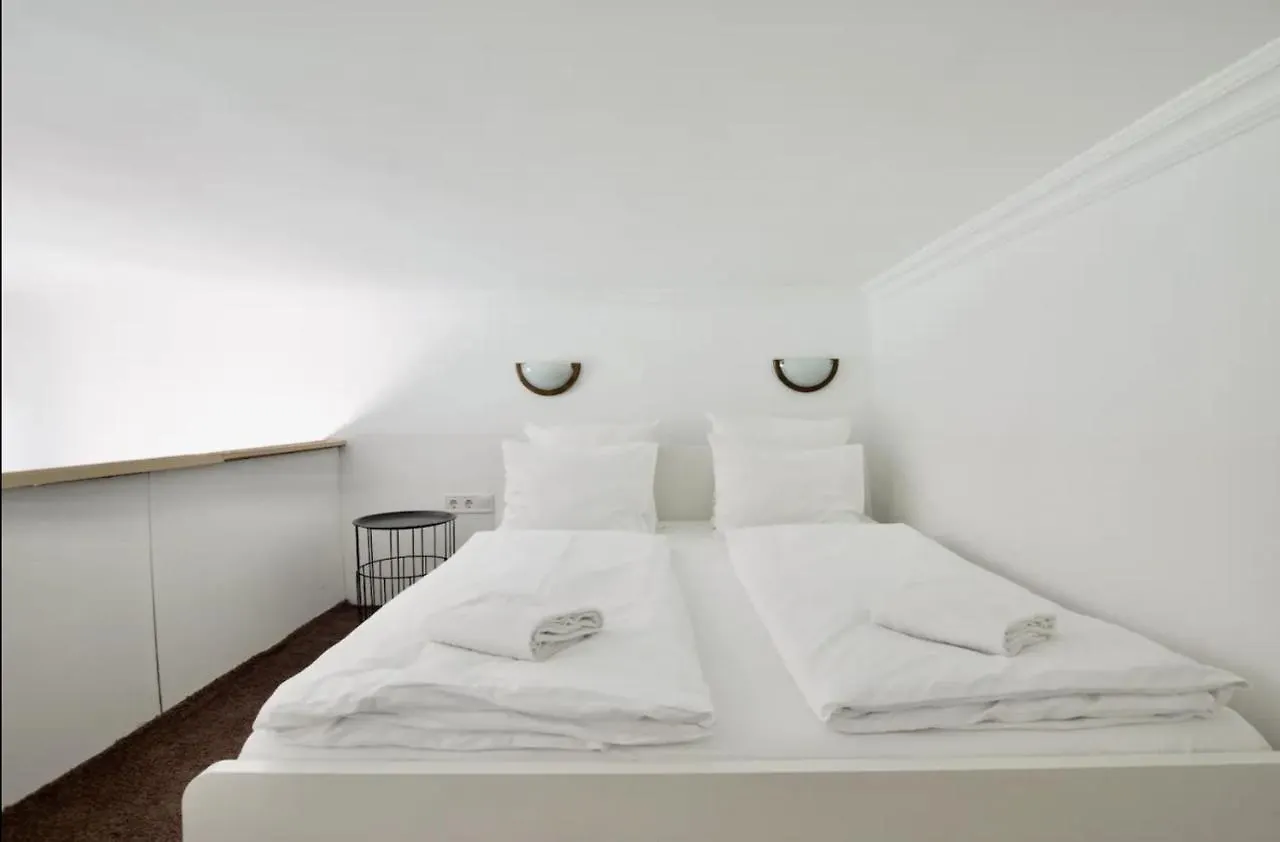 Standard Apartment By Hi5 - Wesselenyi Street Budapest